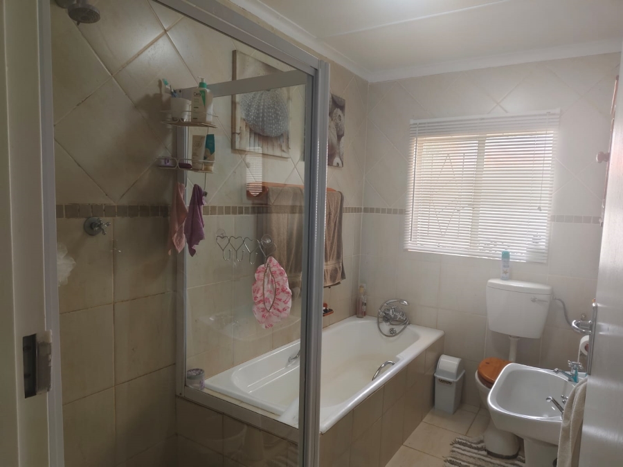 3 Bedroom Property for Sale in Fichardt Park Free State